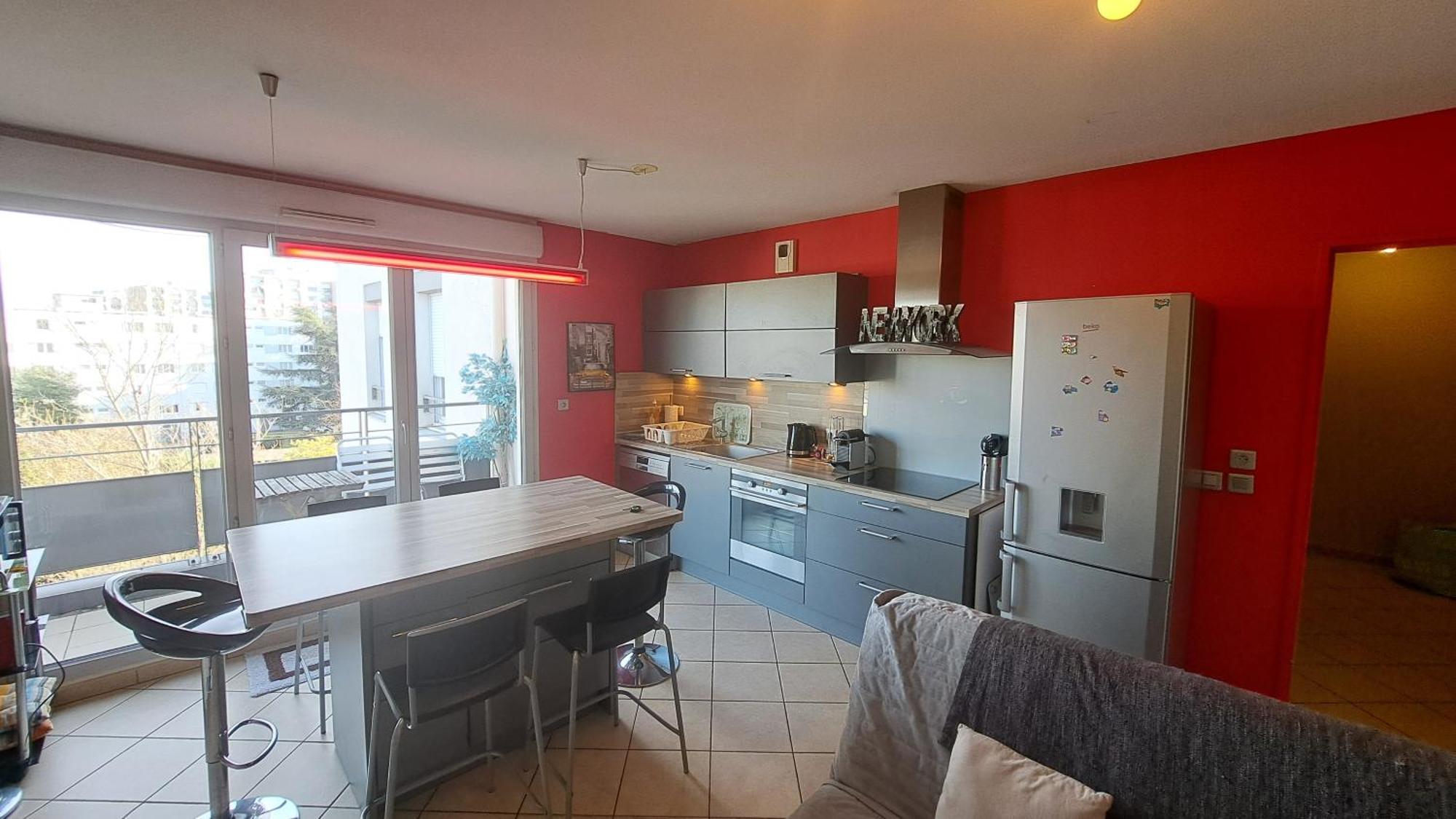 Appartement Cosy 3 Pieces Avec Garage Privatif Saint-Priest  Exterior photo